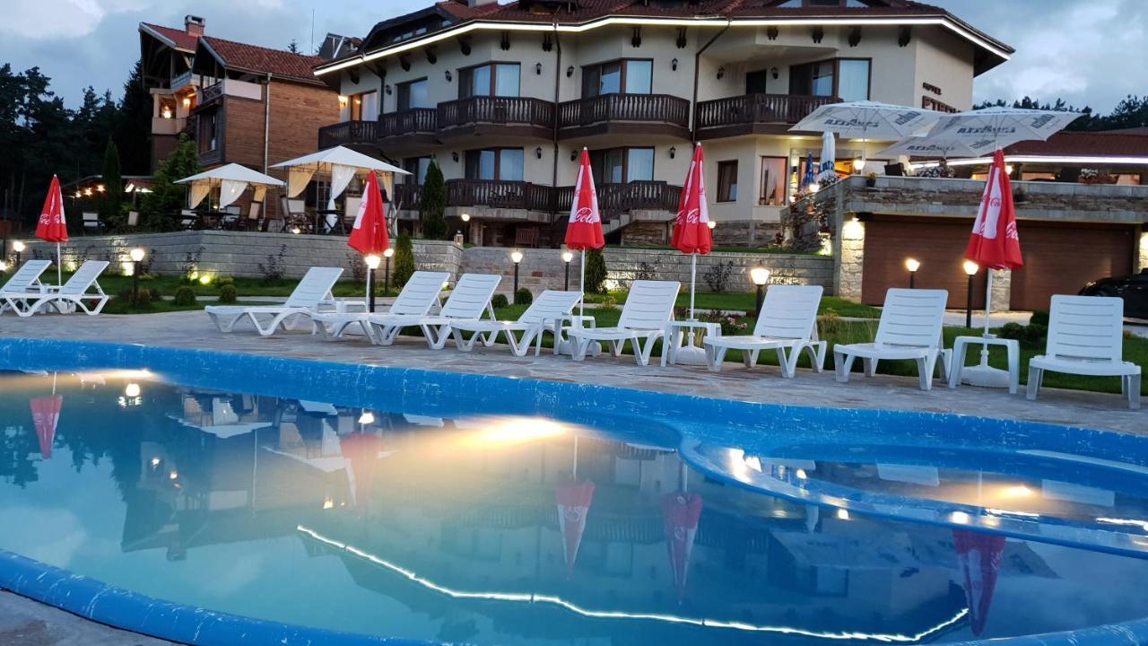 Family Hotel Eterno Tsigov Chark Eksteriør billede